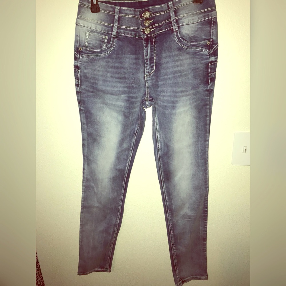 Skinny jeans